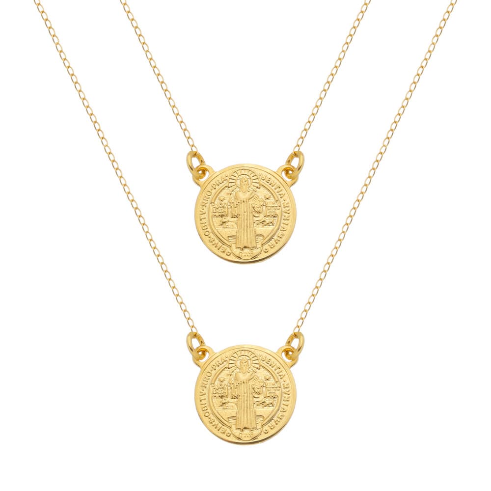Escapulário Dourado Masculino Redondo São Jorge - Banho de Ouro 24k para revenda | Hub Joias